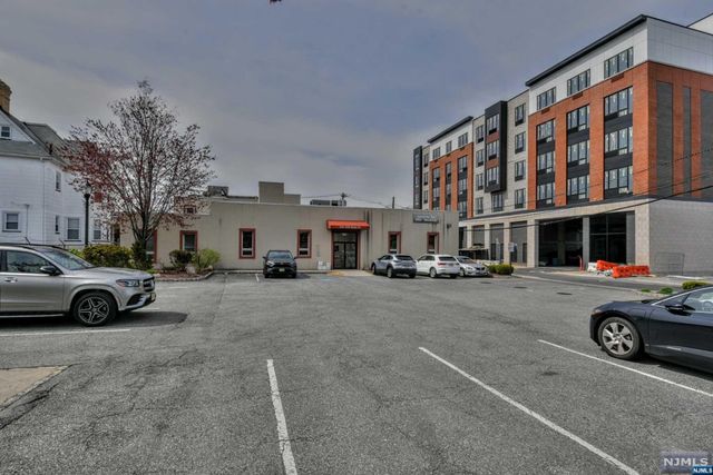 294-298 State Street, Hackensack, NJ 07601