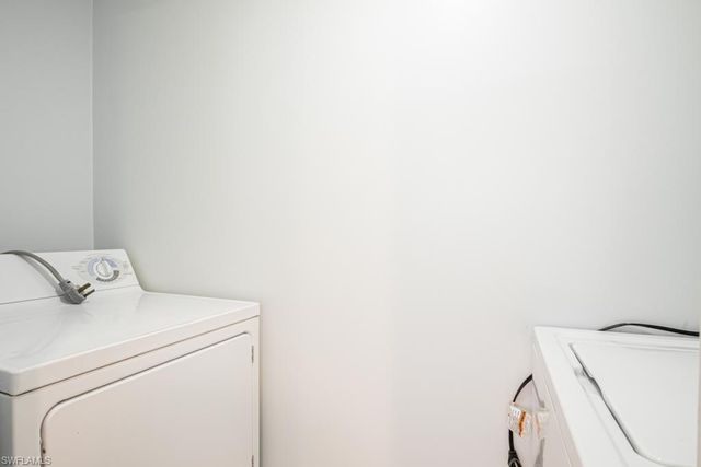 3290 Sandlewood LN # 3, Fort Myers, FL 33907