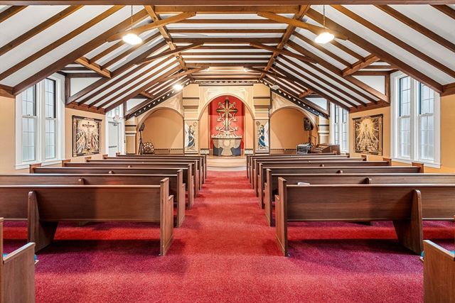 10 Overlook St, Grafton, MA 01536