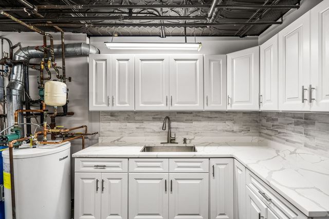 10 Overlook St, Grafton, MA 01536