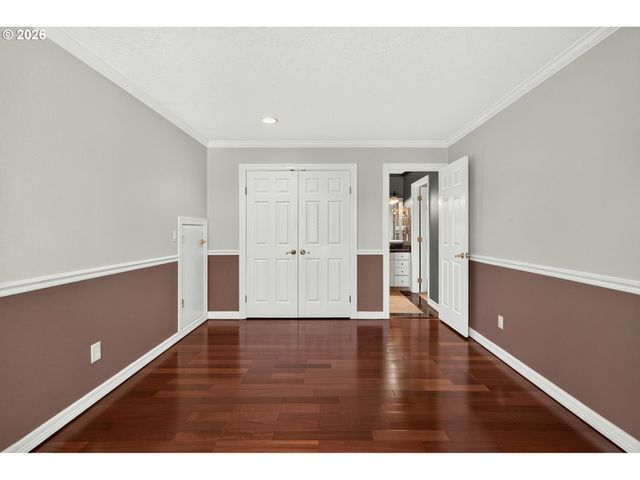 3555 VISTA RIDGE Dr, West Linn, OR 97068