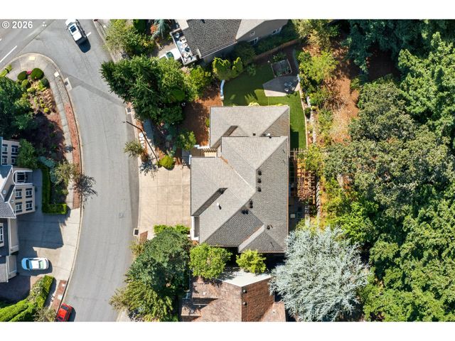 3555 VISTA RIDGE Dr, West Linn, OR 97068