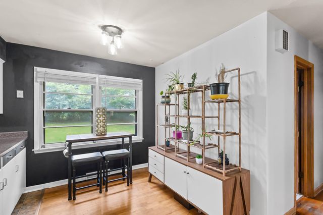 1664 HIGHRIDGE CIR, Columbia, MO 65203