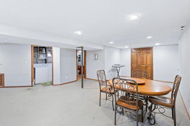 1664 HIGHRIDGE CIR, Columbia, MO 65203