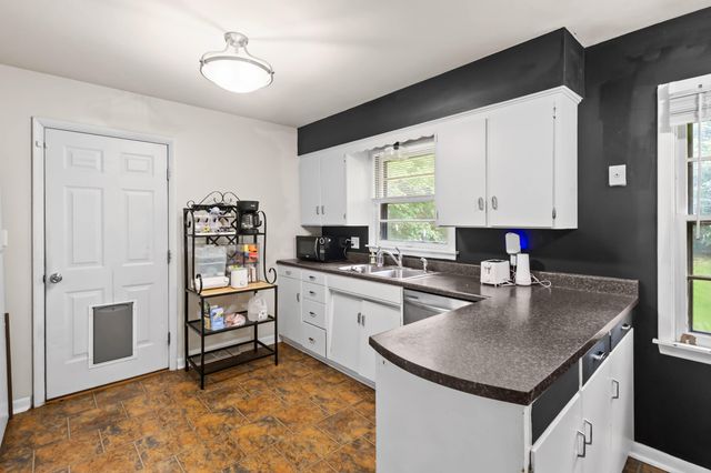 1664 HIGHRIDGE CIR, Columbia, MO 65203