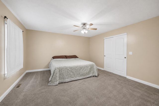 476 Eagle Creek Drive, Dry Ridge, KY 41035