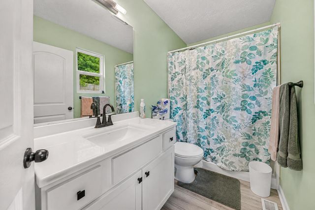 476 Eagle Creek Drive, Dry Ridge, KY 41035