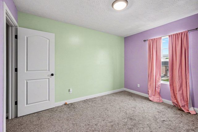 476 Eagle Creek Drive, Dry Ridge, KY 41035