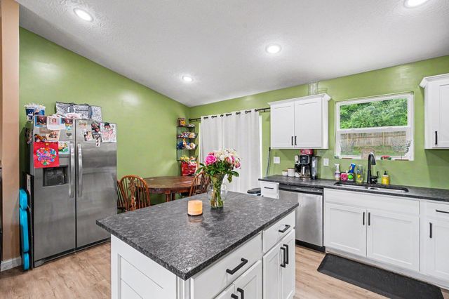 476 Eagle Creek Drive, Dry Ridge, KY 41035