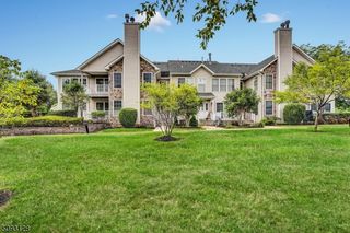 55 Chariot Ct, Piscataway Twp., NJ 08854