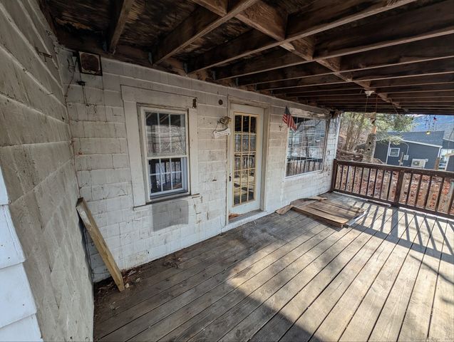 256 Roosevelt Drive, Seymour, CT 06483