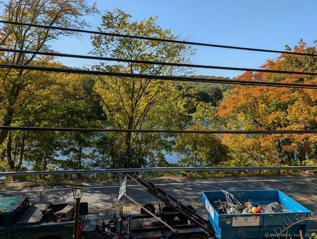 256 Roosevelt Drive, Seymour, CT 06483