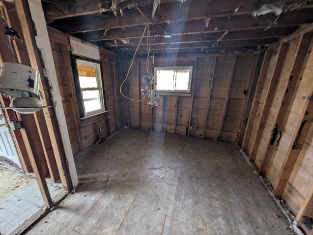 256 Roosevelt Drive, Seymour, CT 06483