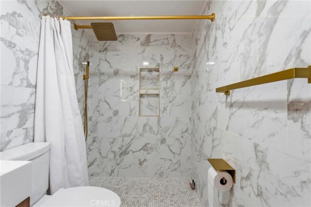 12330 Osborne, Pacoima, CA 91331