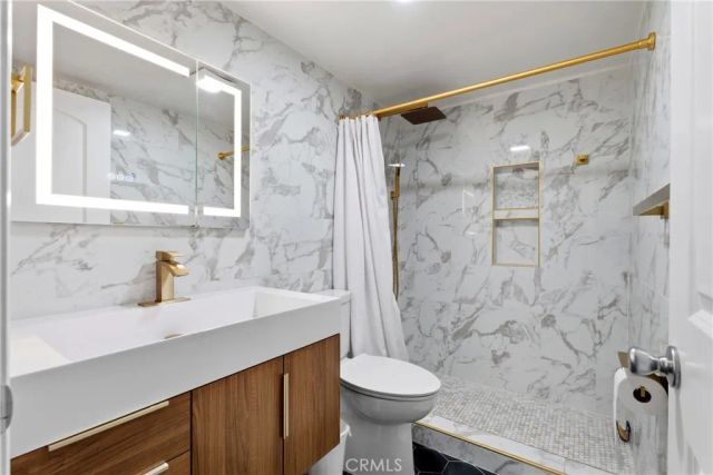 12330 Osborne, Pacoima, CA 91331