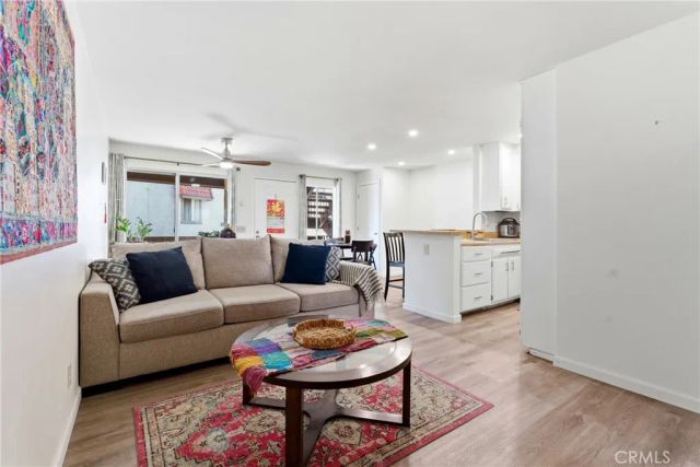 12330 Osborne, Pacoima, CA 91331