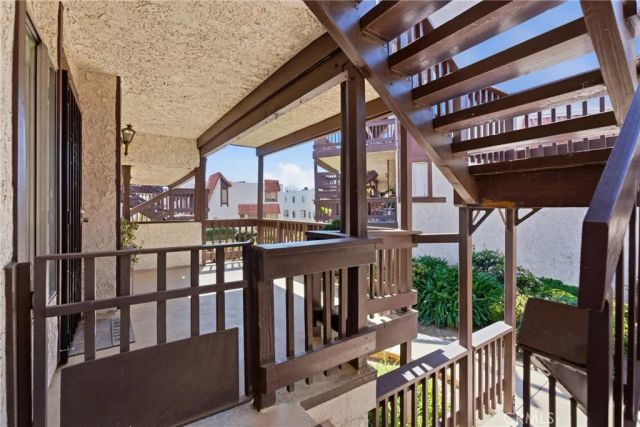 12330 Osborne, Pacoima, CA 91331