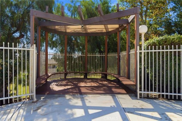 12330 Osborne, Pacoima, CA 91331