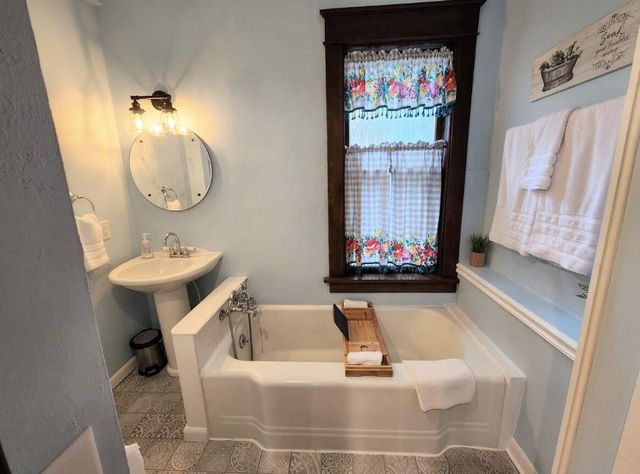 226 6th Avenue, Baraboo, WI 53913