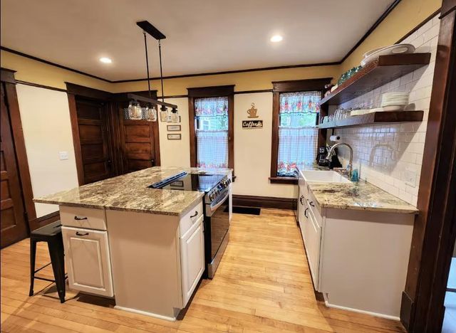 226 6th Avenue, Baraboo, WI 53913