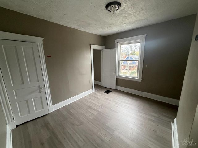 3514 Bevis Avenue, Cincinnati, OH 45207