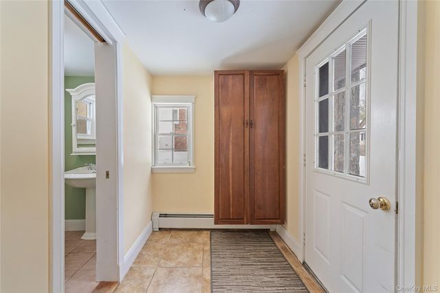 25 Eiler Lane, Irvington, NY 10533