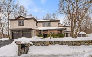 25 Eiler Lane, Irvington, NY 10533