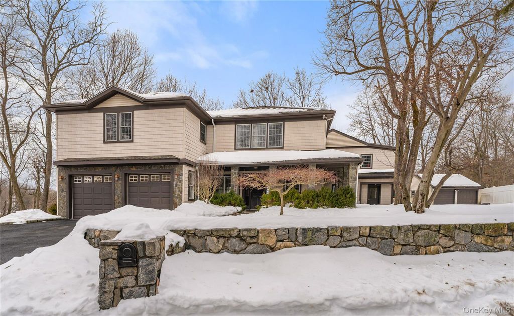 25 Eiler Lane, Irvington, NY 10533