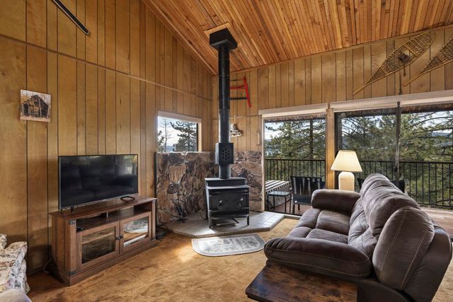 295 Bend Avenue, Kings Beach, CA 96143