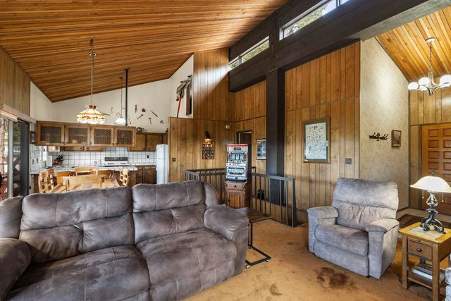 295 Bend Avenue, Kings Beach, CA 96143