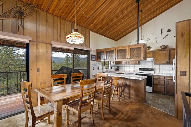 295 Bend Avenue, Kings Beach, CA 96143