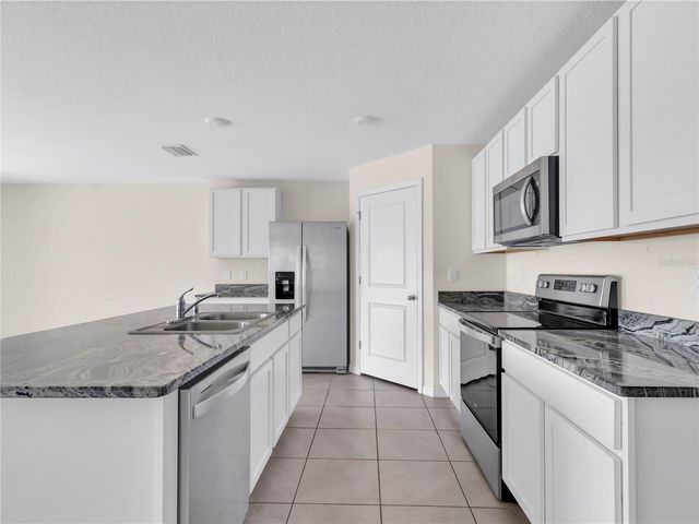 16616 WINDMILL FORGE PASS, Wimauma, FL 33598