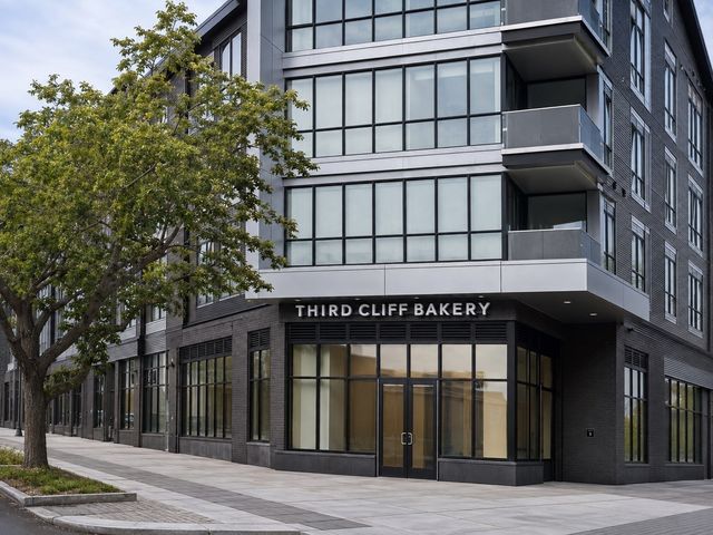3531 Washington 418, Boston, MA 02130