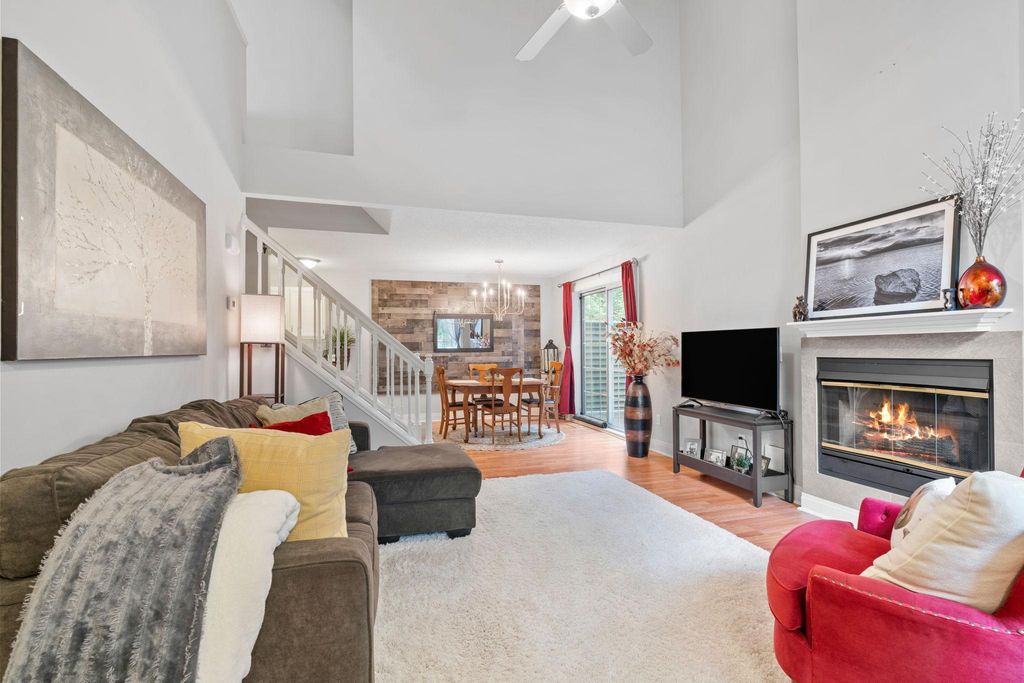 8345 Corcoran Circle 42, Inver Grove Heights, MN 55076 — photo 3