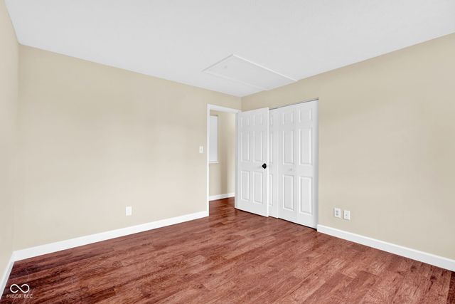 1483 Bridle Way, Columbus, IN 47201