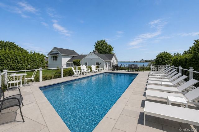 65 Shore Road, Westhampton, NY 11977