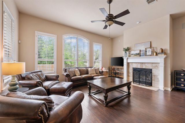 3117 Goldenoak CIR, Round Rock, TX 78681