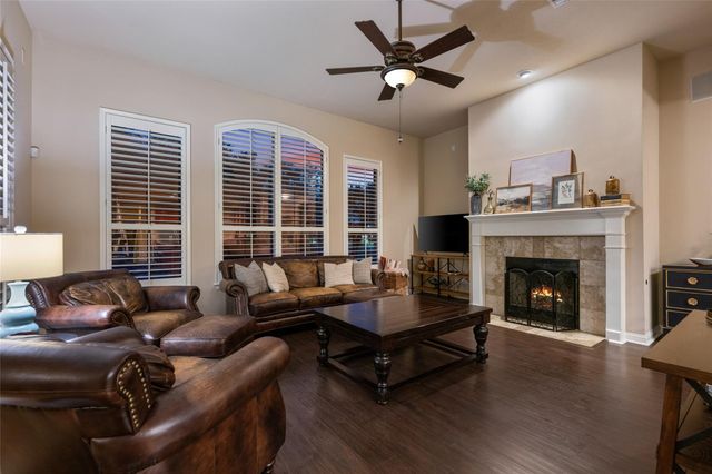 3117 Goldenoak CIR, Round Rock, TX 78681