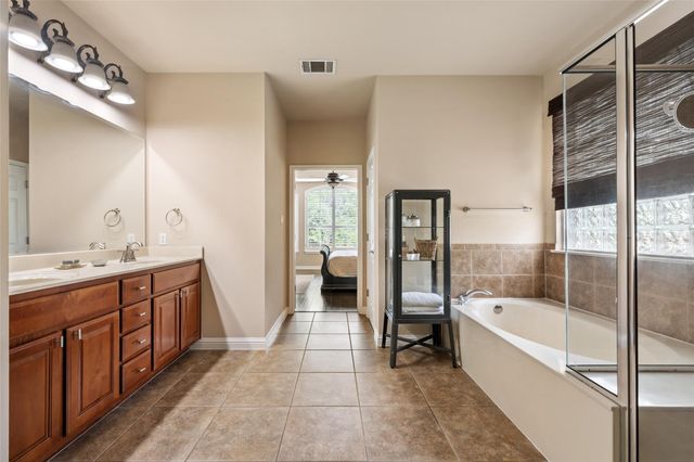 3117 Goldenoak CIR, Round Rock, TX 78681