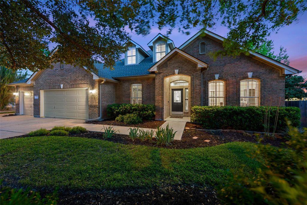 3117 Goldenoak CIR, Round Rock, TX 78681