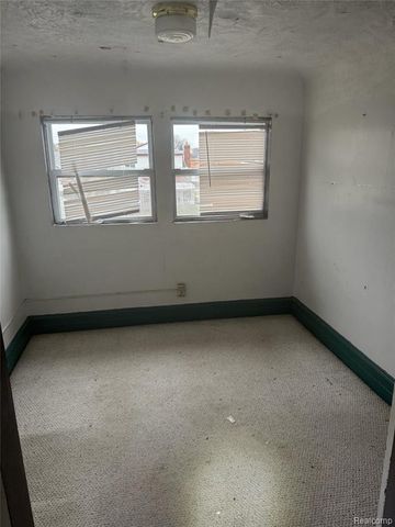 16837 Winthrop Street, Detroit, MI 48235