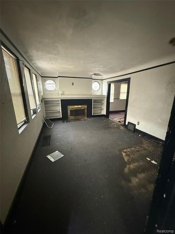 16837 Winthrop Street, Detroit, MI 48235