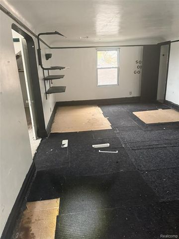 16837 Winthrop Street, Detroit, MI 48235