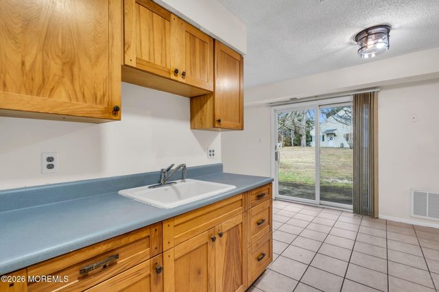 24 S Seas Court, Barnegat, NJ 08005