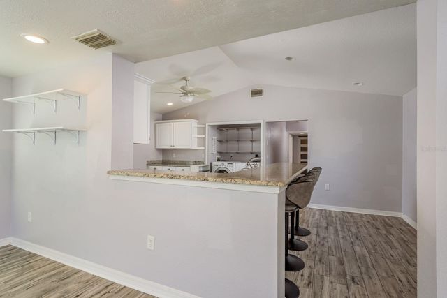 819 10TH STREET SW A, Largo, FL 33770