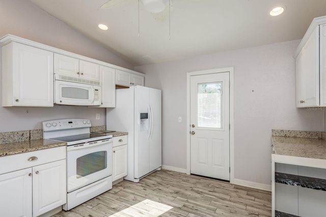 819 10TH STREET SW A, Largo, FL 33770