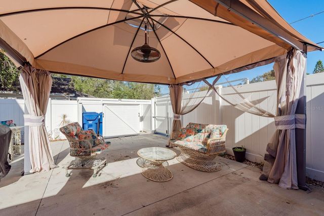 819 10TH STREET SW A, Largo, FL 33770