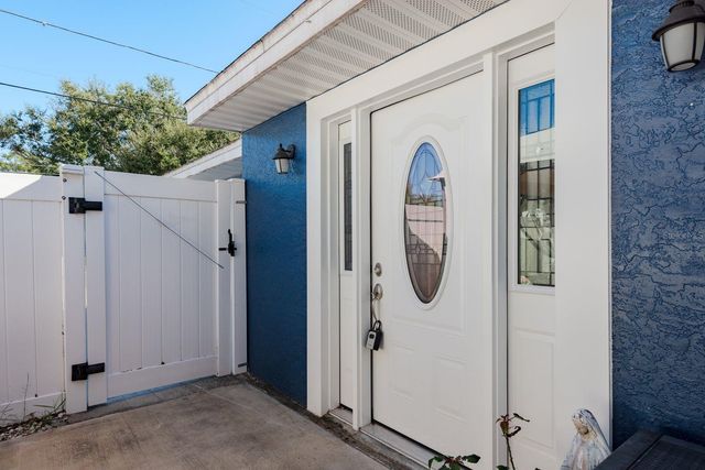 819 10TH STREET SW A, Largo, FL 33770