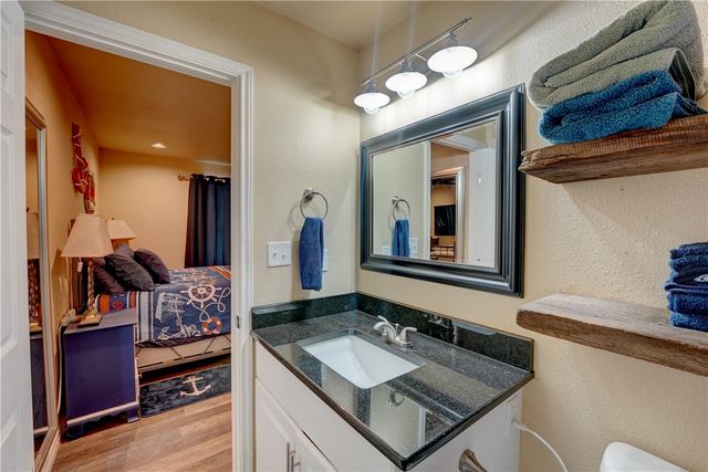 2102 Prairie, Rockport, TX 78382