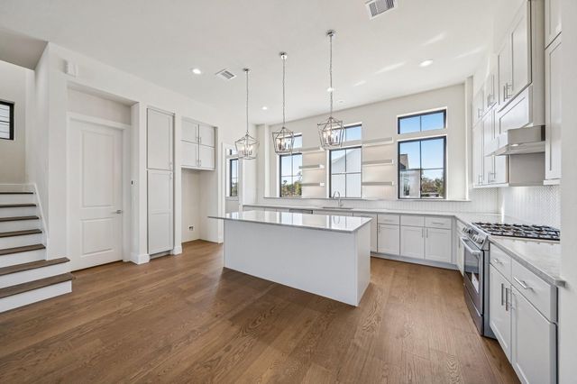 8712 Padua Lane, Houston, TX 77055